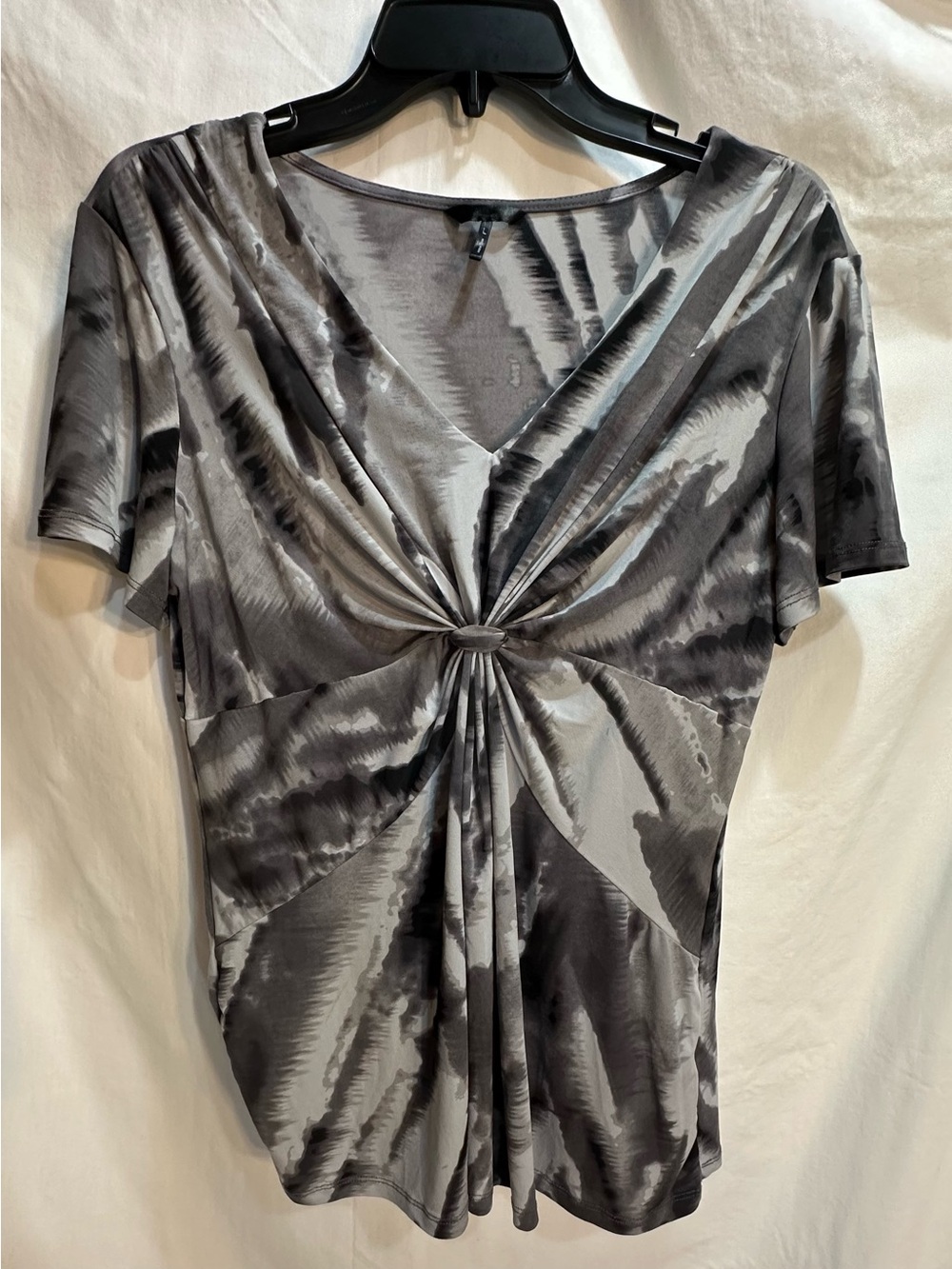 Women's Gray gathered Front V-Neck Top